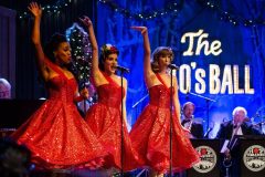 1940s-White-Christmas-Ball-3